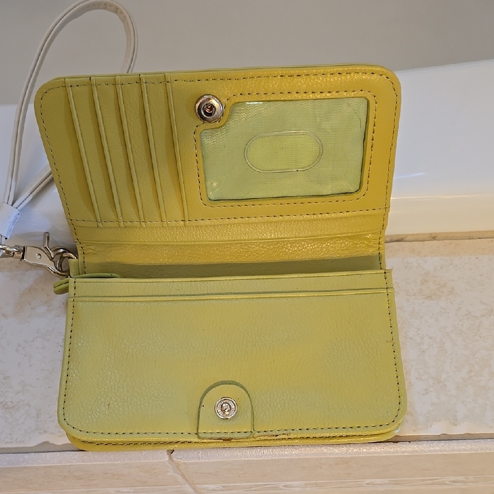 Spartina 449 Navy and Cream Wristlet - Picture 3 of 7